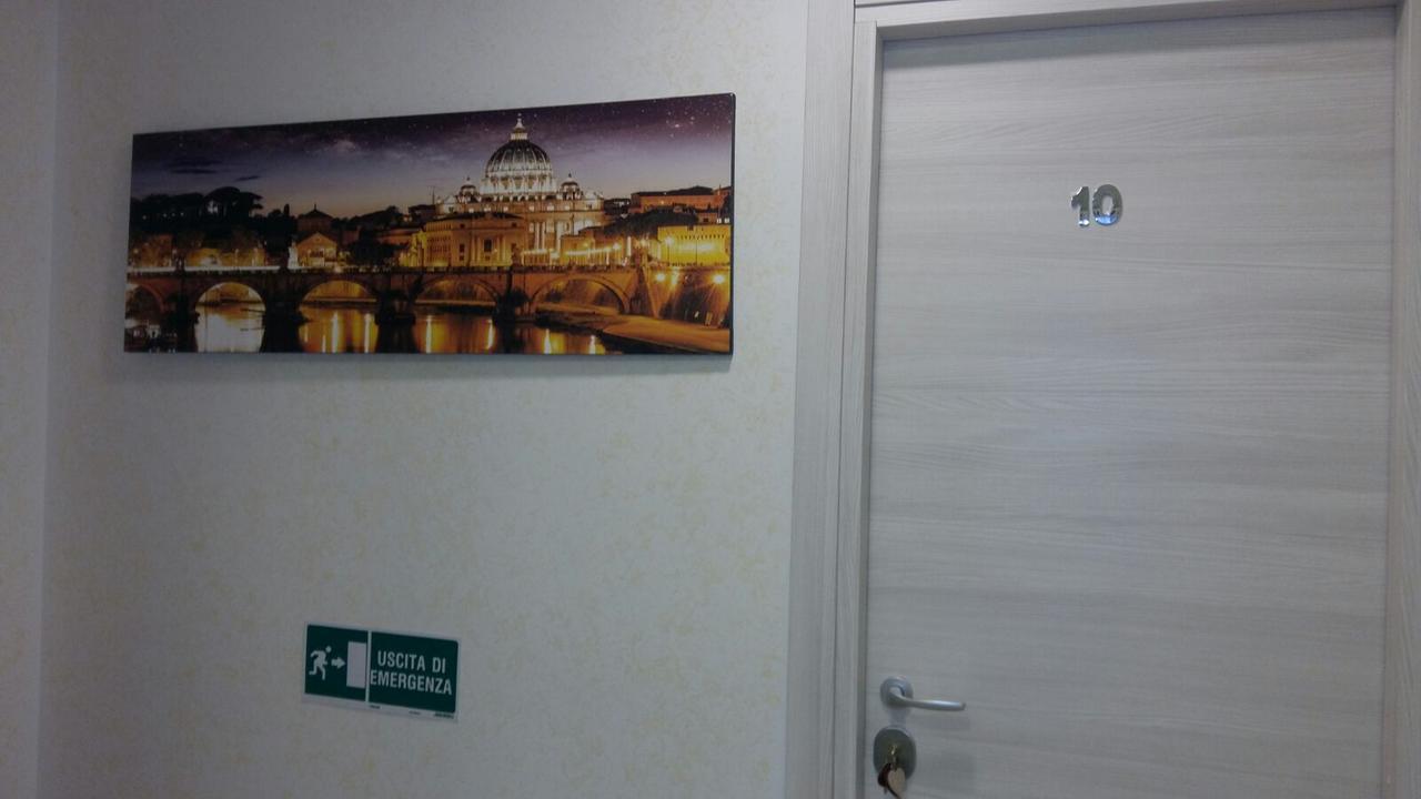 Domus Italiana Hotel Rome Luaran gambar