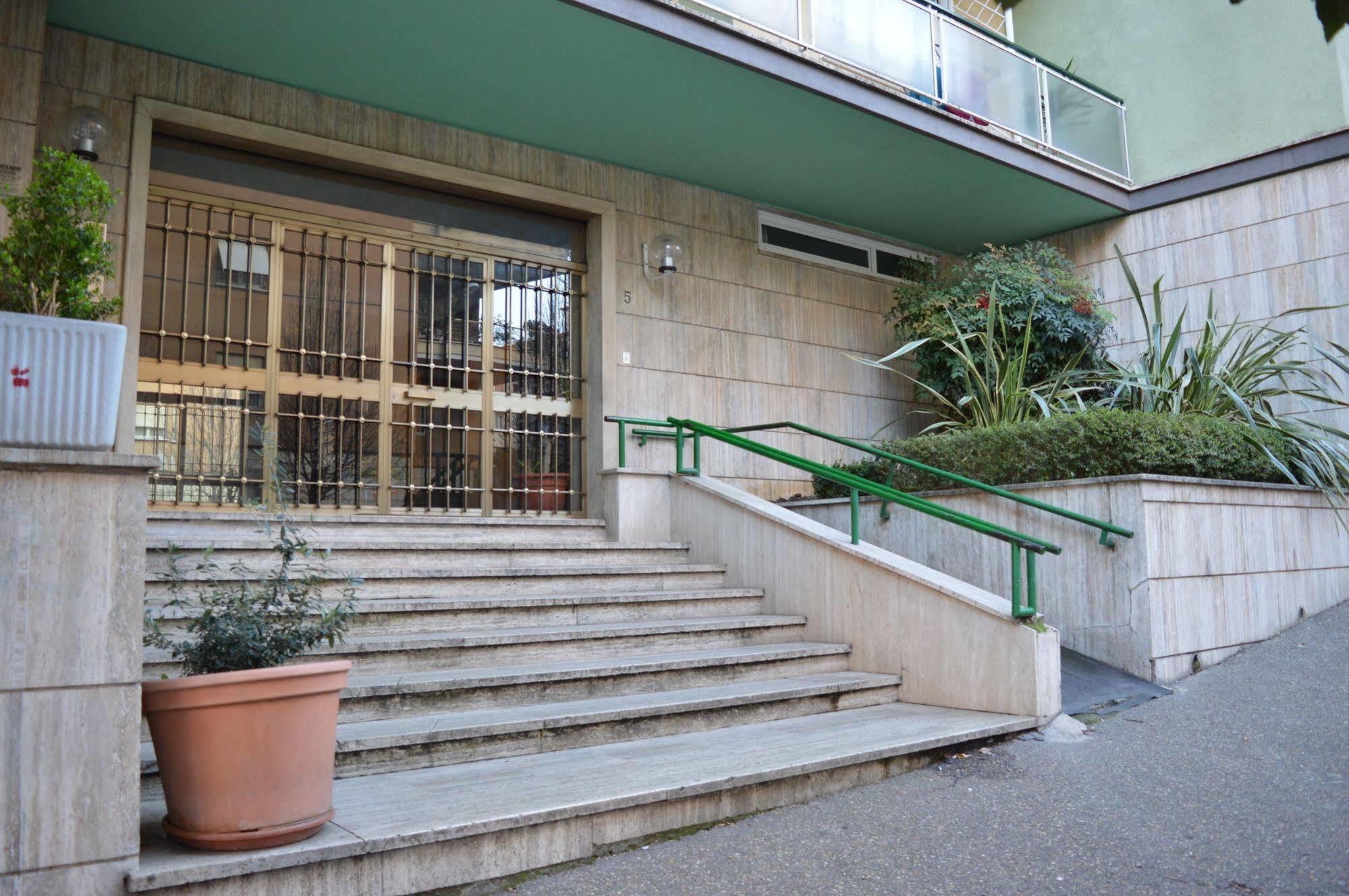 Domus Italiana Hotel Rome Luaran gambar