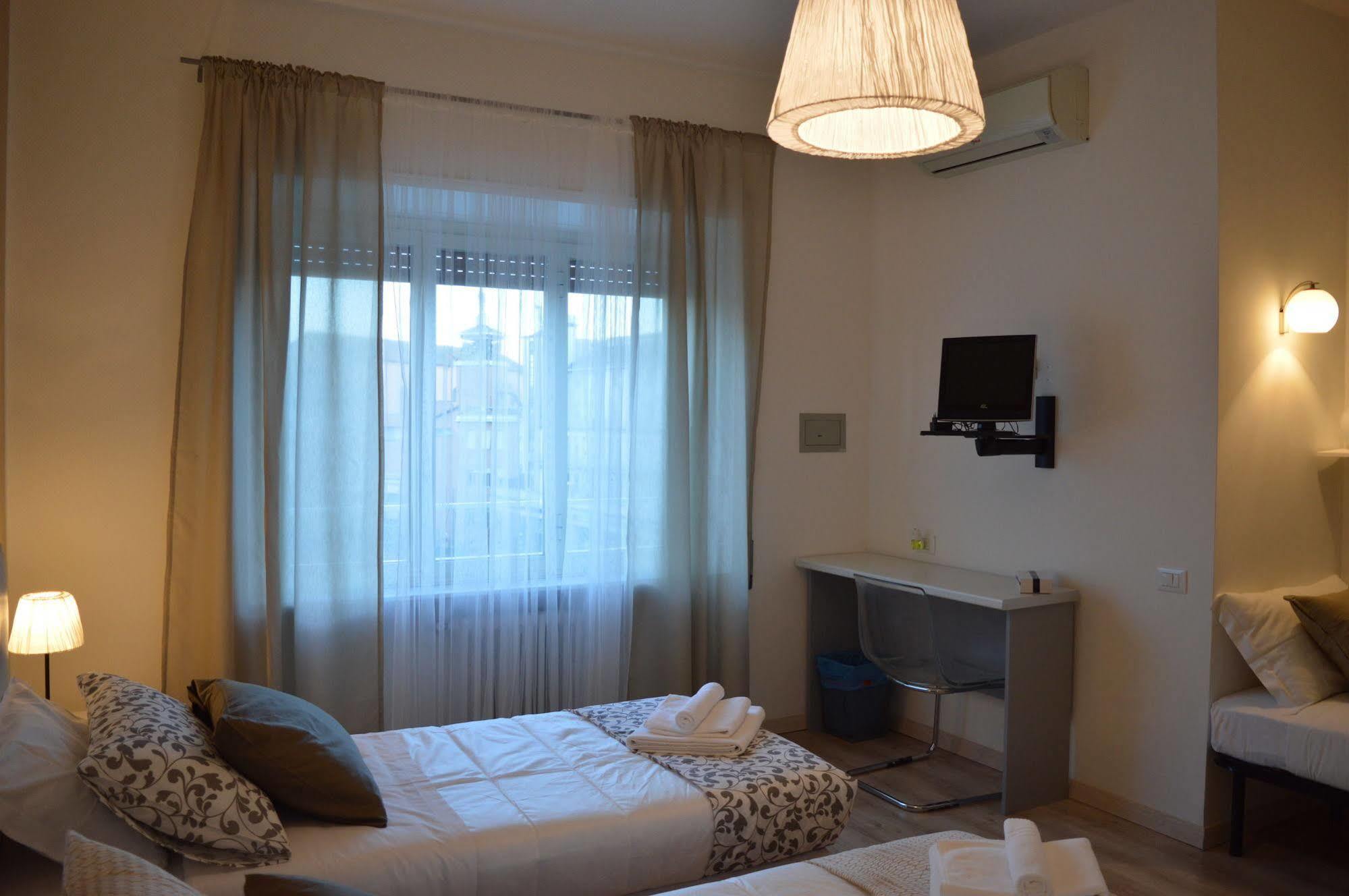 Domus Italiana Hotel Rome Luaran gambar