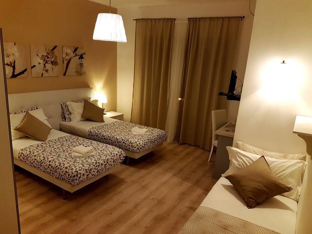 Domus Italiana Hotel Rome Luaran gambar